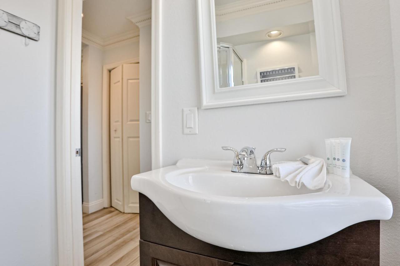 Captain'S Quarters At Green Reef Townhomes 德斯廷 外观 照片